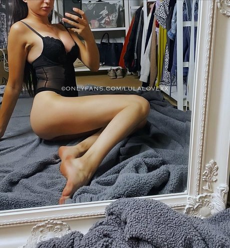 lilyrobinson pornstar beautiful photo