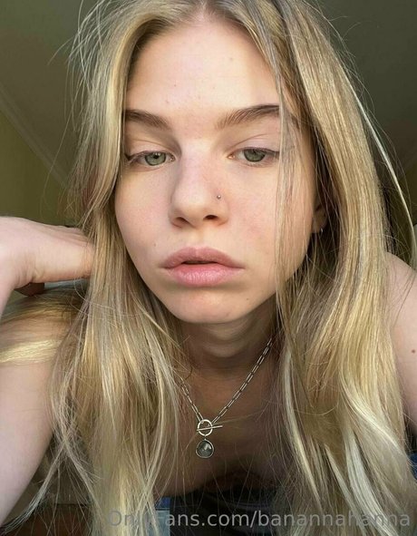 banannahanna free model photos