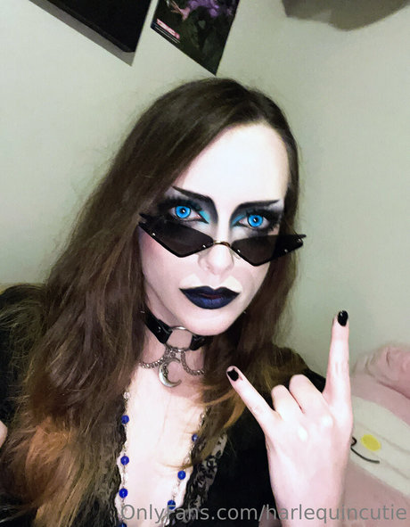 harlequincutie pornographic model gallery