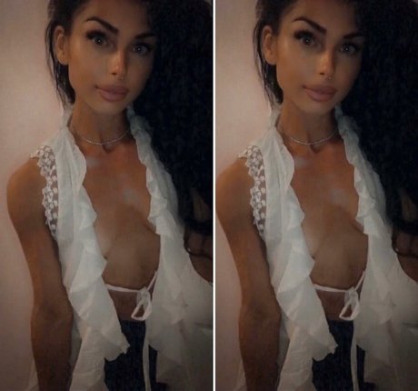 spicypeach8 pornstar nude picture