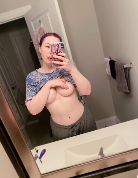 Scarlix nudes model pictures