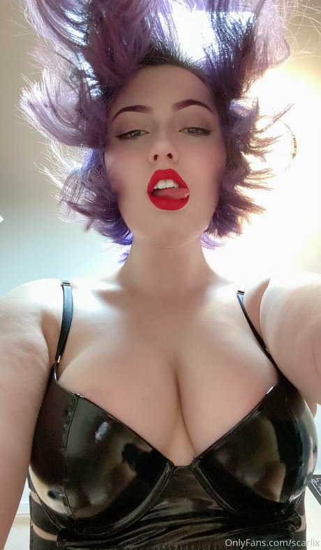 Scarlix model sexy pics