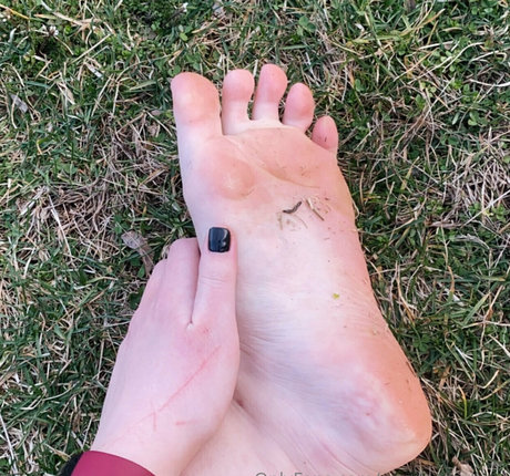 sexyfeetgallery naked pornstar photo