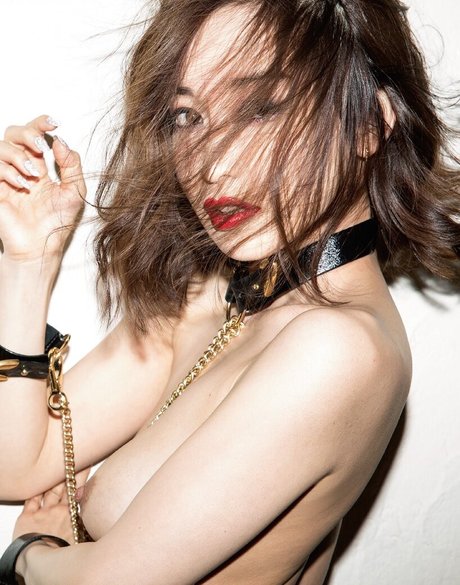 Yu Shinoda naked model archive