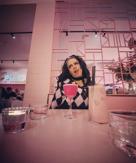 Tommi Terror art model images