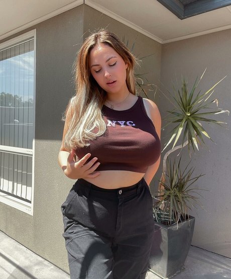 Rachel Elizabeth model beautiful picture