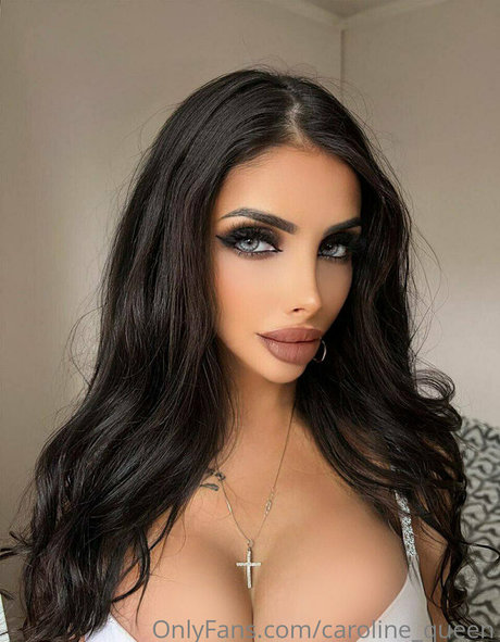 Caroline Queen perfect pornstar pics