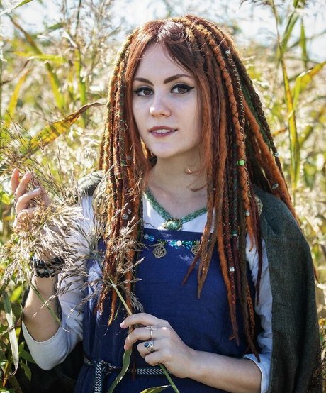 Alina Gingertail exclusive star image