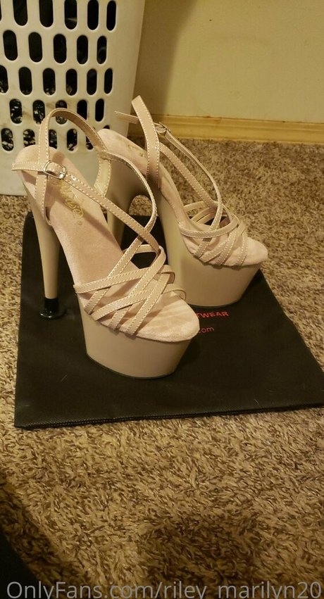 riley marilyn20 nudes pornstar archive