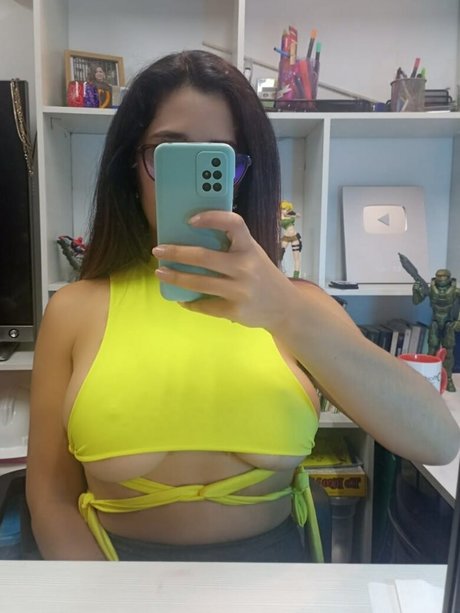 Vivi Becerra pretty pornstar pics