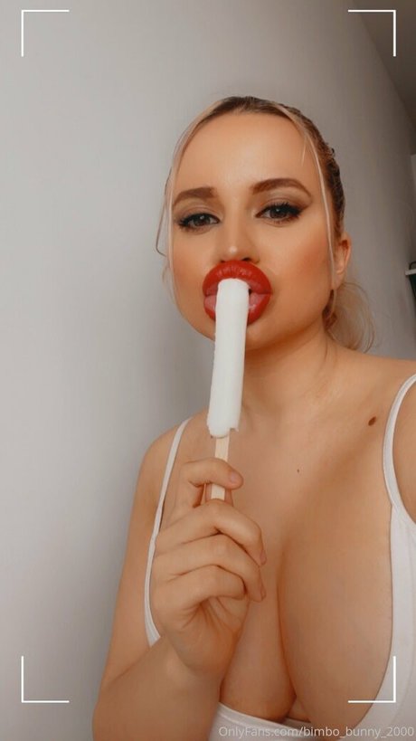 bimbo bunny 2000 high quality actress pic