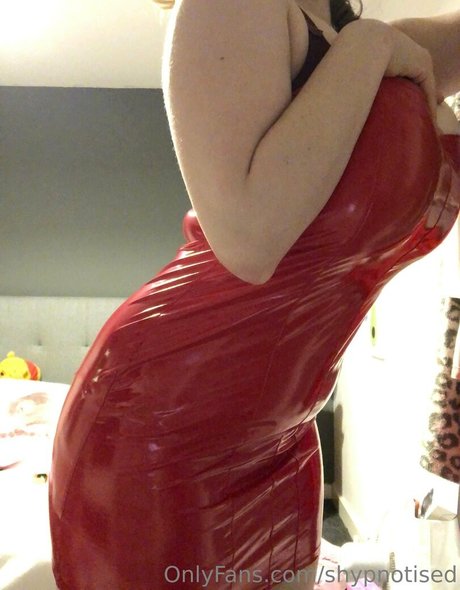 shypnotised star porn photos