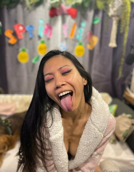 JuicyPinaypple pornographic model pictures
