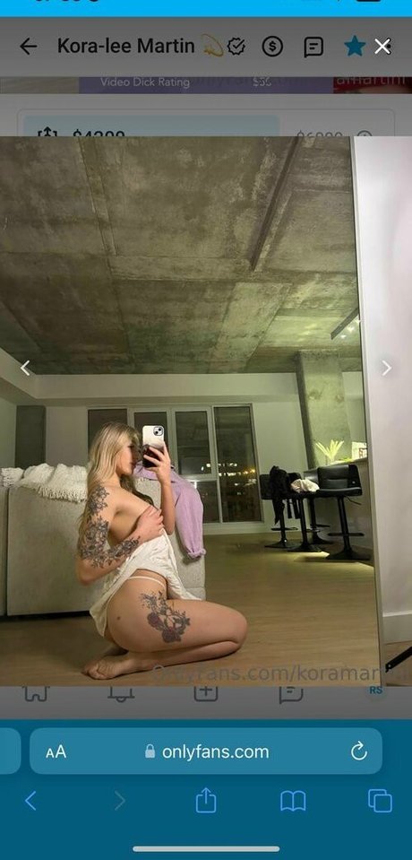 koramartini nude pornstar photo