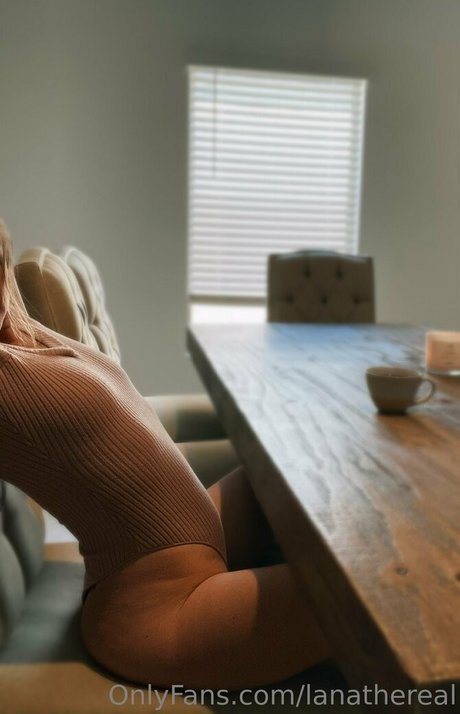 lanathereal model nude image