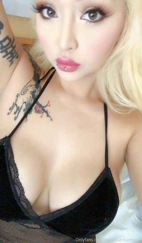 tooexoticbaby sexy pornstar img