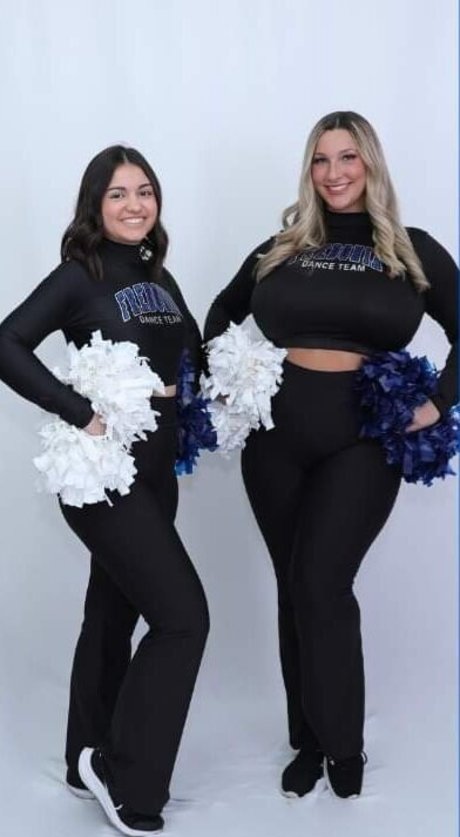 Livipip nude model img