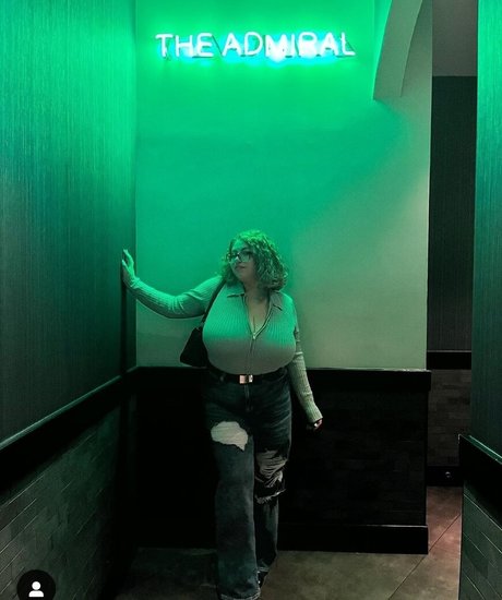 Sophia A star nice pictures