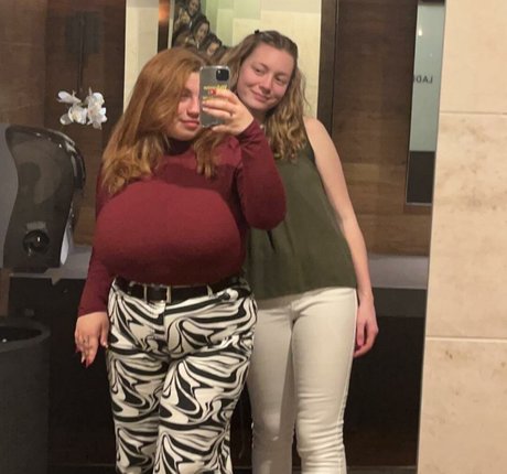 Sophia A pornographic model gallery