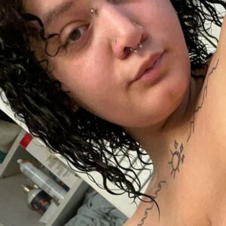 urfavvbri model art gallery