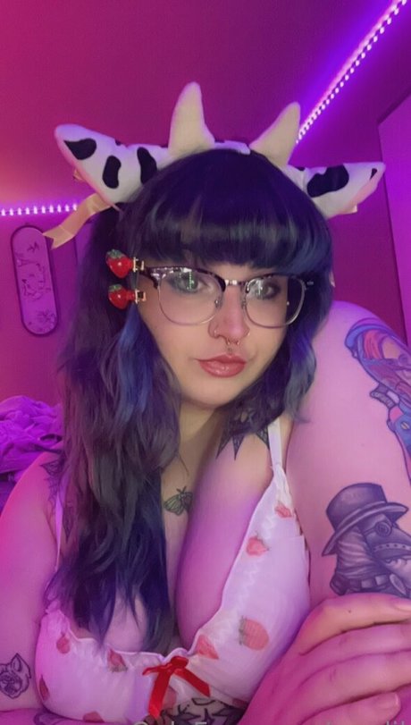 cowlil exclusive star photos