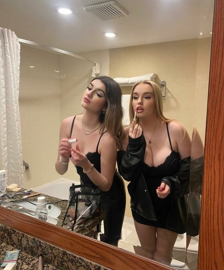 Hailey F nudes model pic