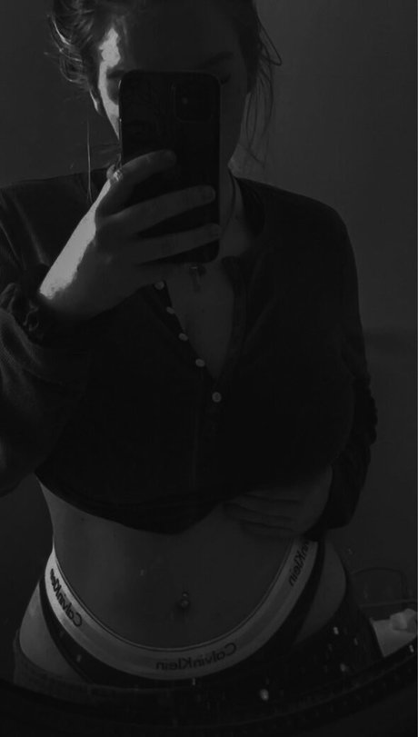 Hailey F free pornstar pictures