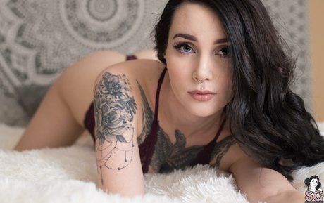 Nixyland model adult img