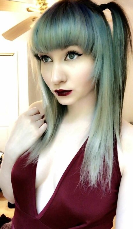 Laurenlolo13 profile pic