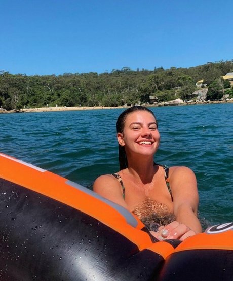 Tiana Hawkins free pornstar photo