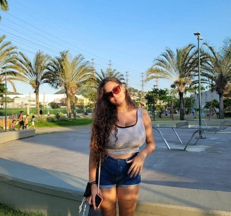 Alice M sex pornstar img