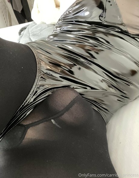 carrion princess model nude picture