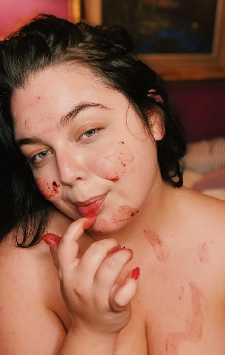 honeybuntv model adult pics