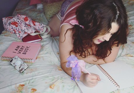 honeybuntv model hd galleries