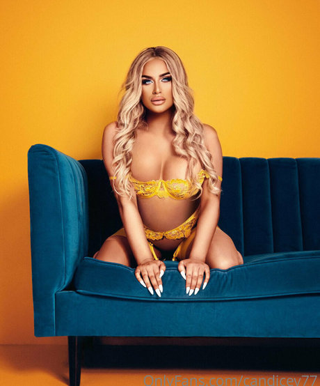 candicev77 hot model image