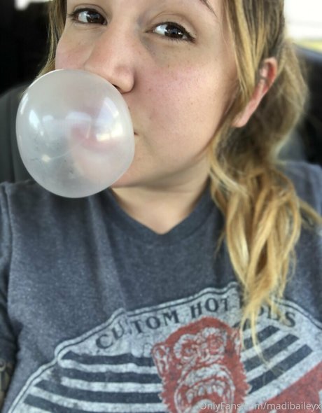 madibaileyx best star pictures