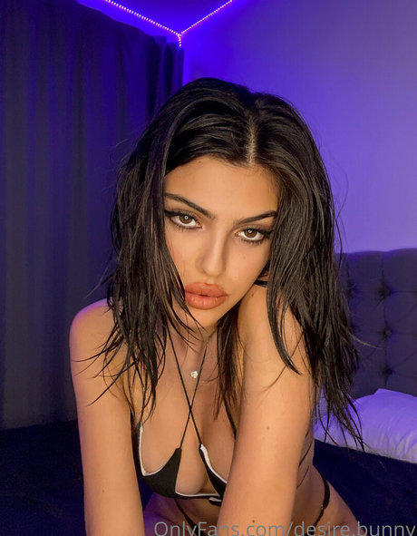 desire bunny model nice pics