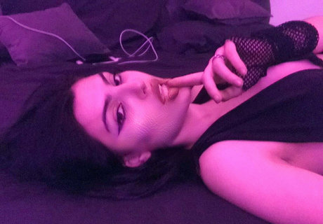 desire bunny model nice photos