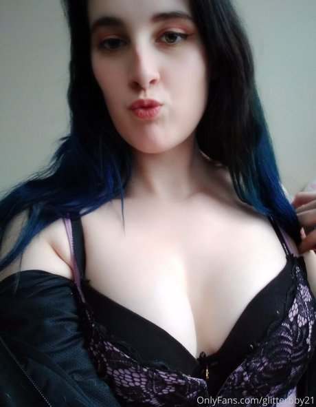 glitterbby21 sexy model pics