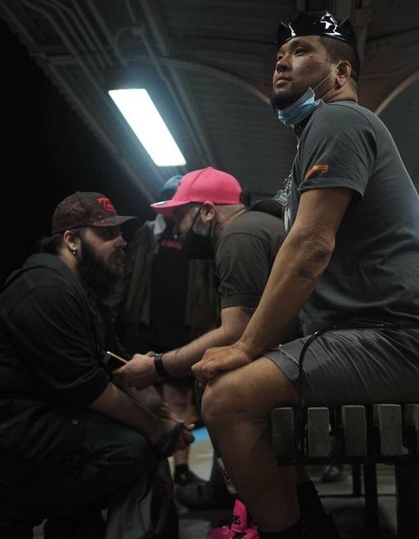 donutsteak model beautiful img