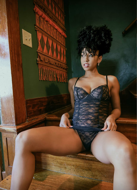 Victoria Esteve porn actress photos