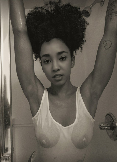 Victoria Esteve model exclusive galleries