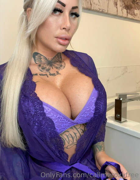 callmeroxyfree model sex img