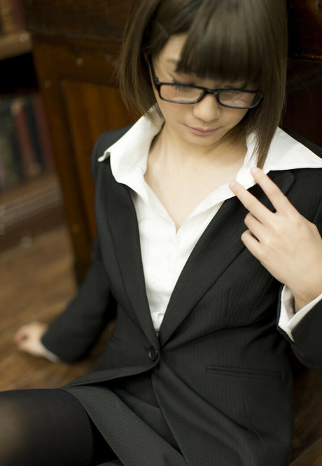 ayame apricot top pornstar photo