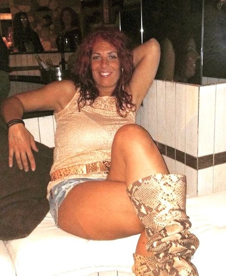 Betty LaRouge free pornstar pics