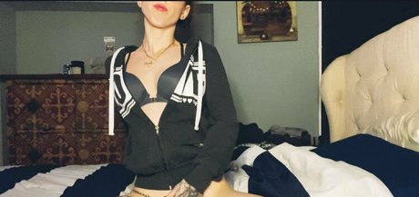 daddyzlittlesecret star hot pictures