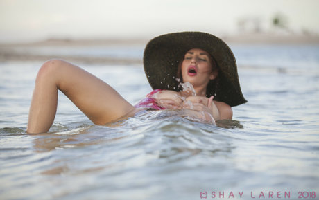 Shay Laren star pornographic photos