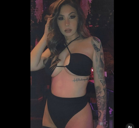 Therealchristajean model porn pictures