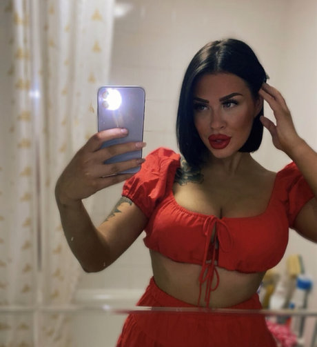 Courtney Luck pornstar high quality photos