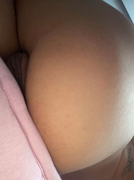 Nayara Miller naked star gallery